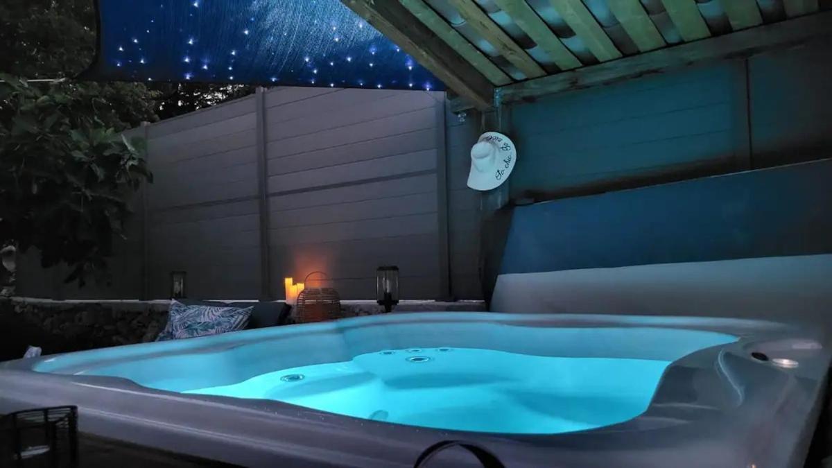 L'Antre Deux Pierres, Romantisme, Jacuzzi Exterieur, Plateau Dinatoire Bouyon Экстерьер фото